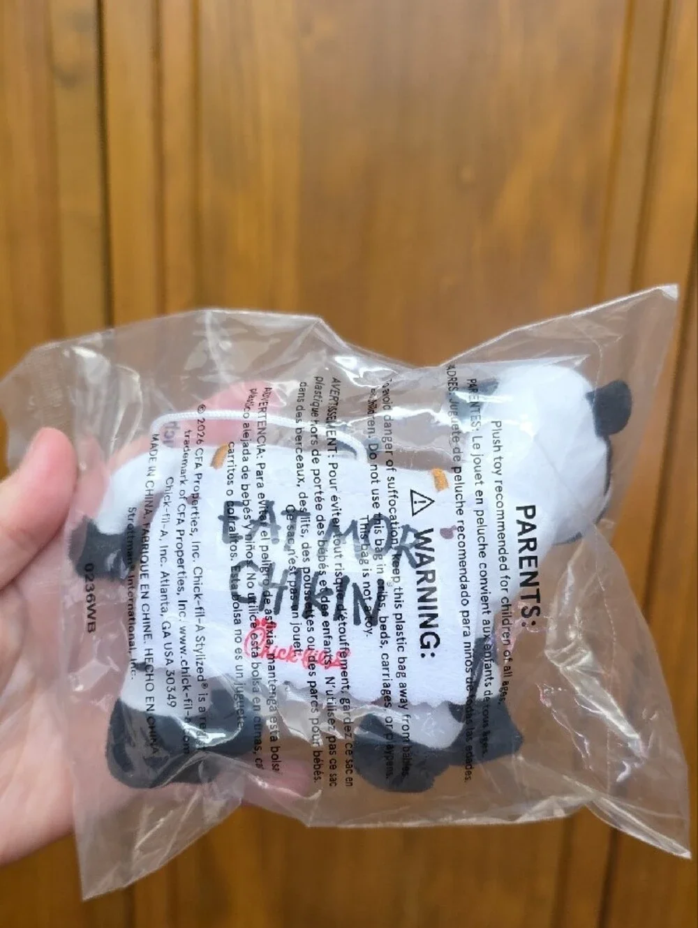 NEW Chick-Fil-A Cow Party Bundle 4 Plush Cows 4 Sunglasses Game